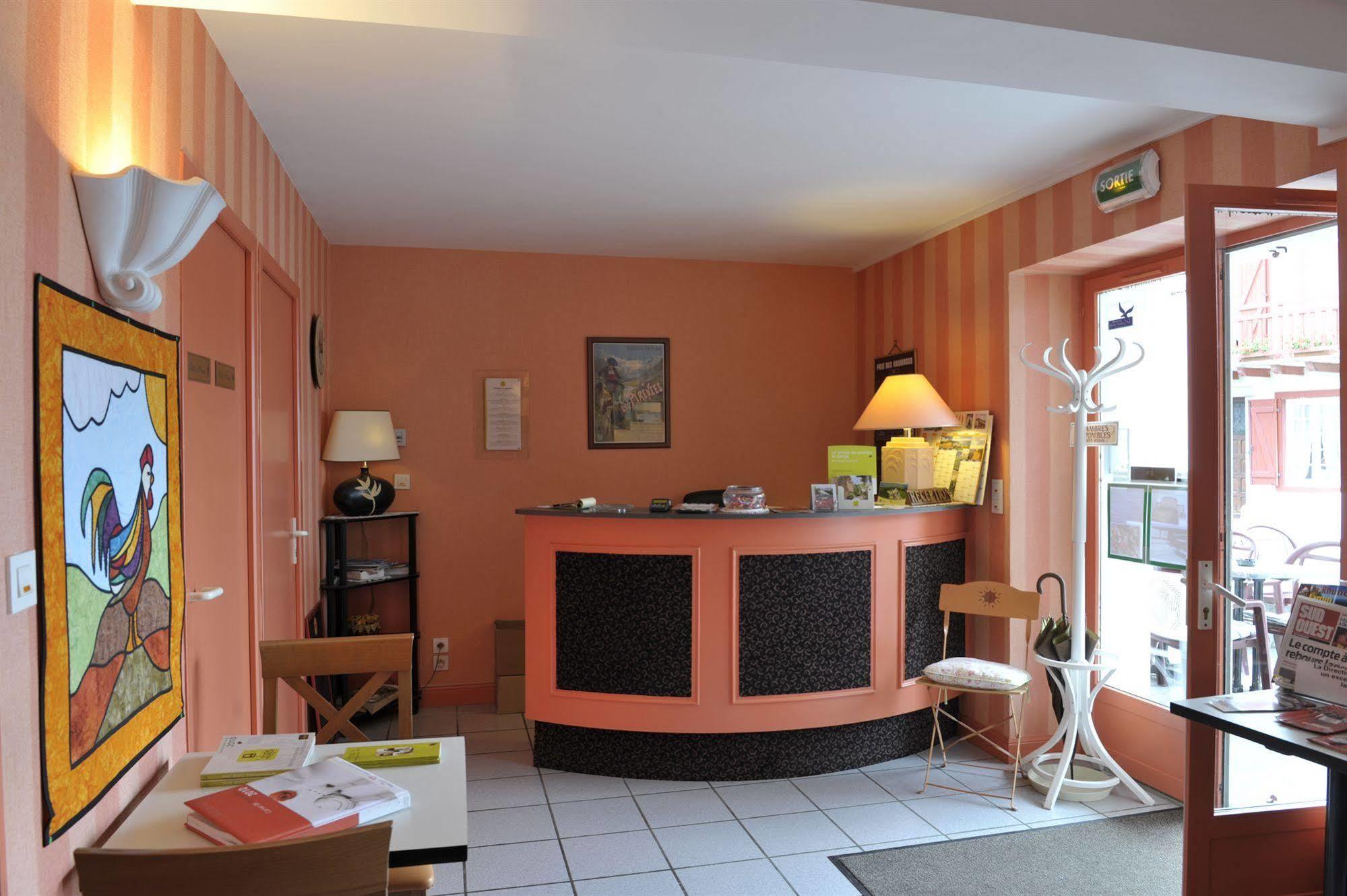 Hotel Ursula كامبو-لي-بان المظهر الخارجي الصورة